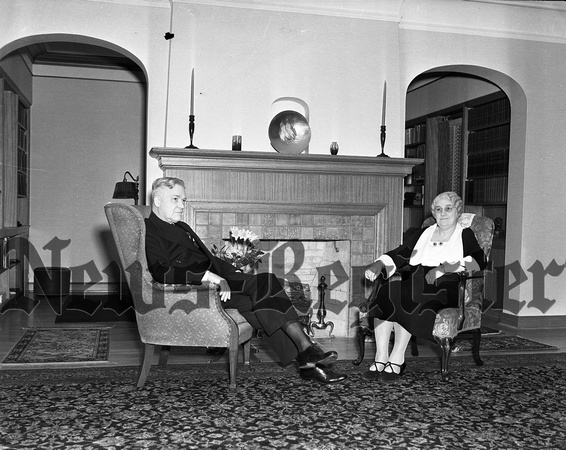 1939-3-16 Dr & Mrs Wiliam Grahm Everson; Linfield President's Home-1