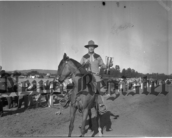 1944-8-24 2nd annual Shodeo used in TR 8-31-44 2.jpeg