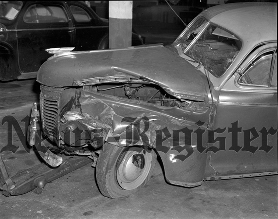 1945-9-23 A.A Anderson Wrecker and P. Kenneth Nynum accident Lafayette Ave. Junt.  3.jpeg