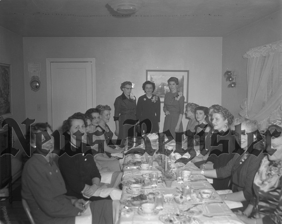 1955-3-17 Rotana Leader visits Mac .jpeg
