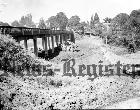 1947-9 Cozine Creek Bridge 2.jpeg