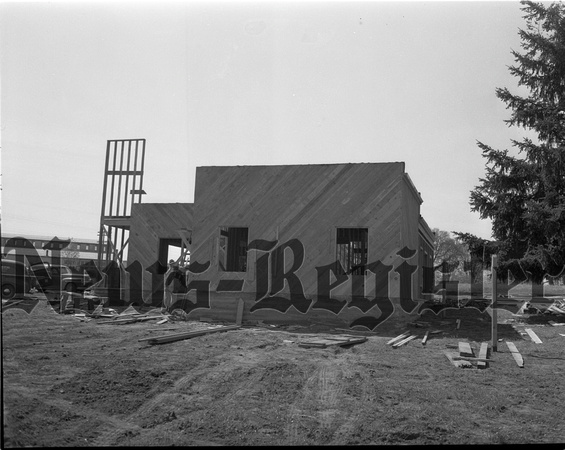 1949-4-21 K.M.C.M radio station in construction.jpeg