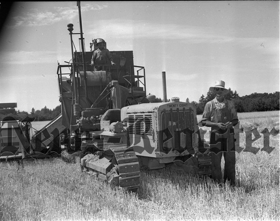 1945 Interstate Tractor 3.jpeg