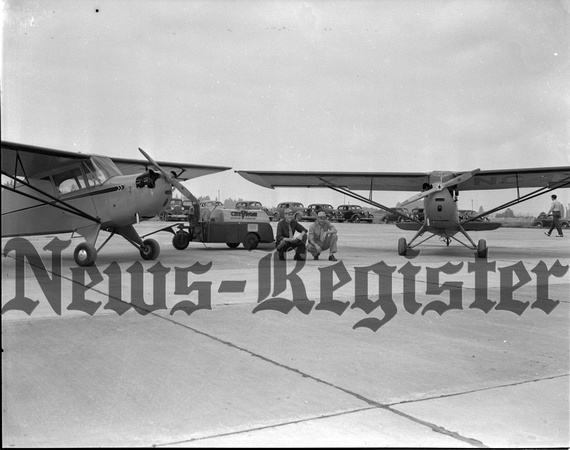 1945-8-23 Airport Flight School operators and Planes 5.jpeg