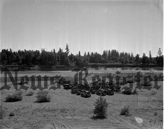 1944-6 Grand Island Sand & Gravel flood project construction 6.jpeg