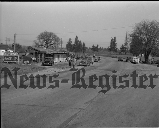 1949-4 Wreck truck and car at Dayton Wye.jpeg