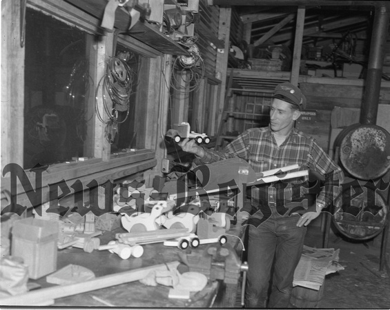 1949-12-15 Walnut City Squirrels Making Toys for Christmas 1.jpeg