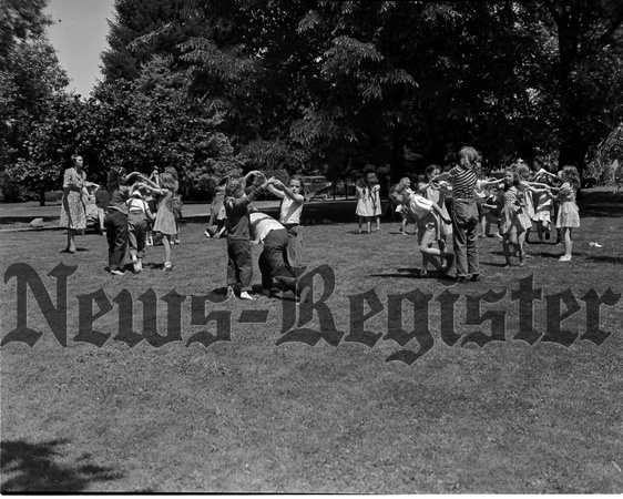 1945-6-28 Girl Scout Day Camp.jpeg