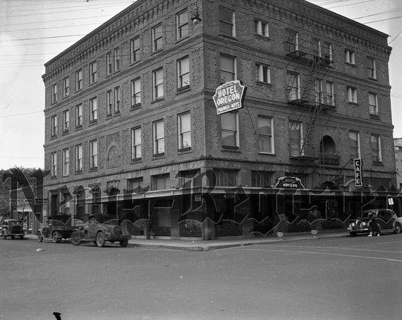 1939_ Oregon Hotel-2