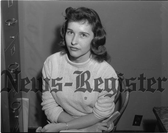 1949-4-21 Cox, Betty Miss McMinnville Enrty.jpeg