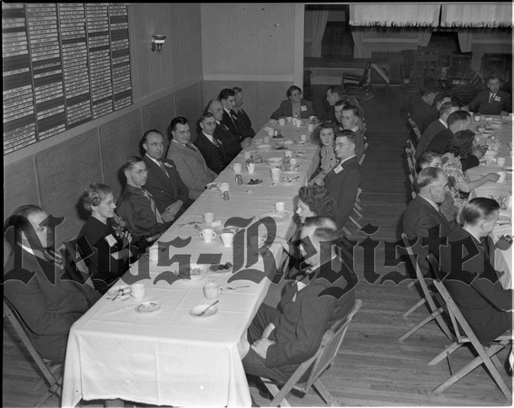 1945-12 L.A Courtemanche Christmas Party 3.jpeg