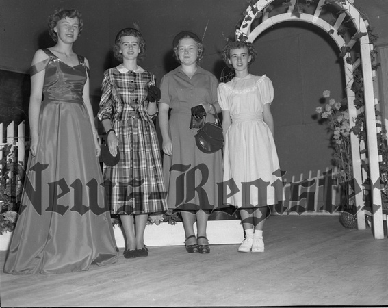 1949-9-8 Junior Fair-Style revue winners.jpeg