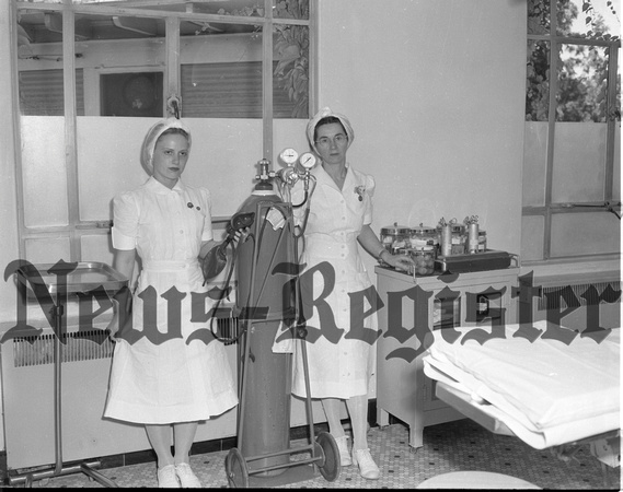1947-12 Mac Hospital Christmas 4.jpeg