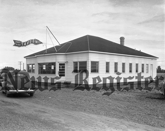 1938-09-09 East Side Tavern-1