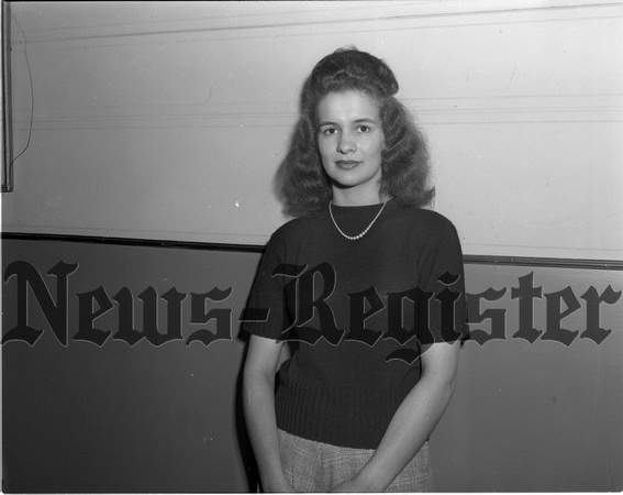 1945-11-29 Marguerite DeReave, Amity V-Queen candidate.jpeg