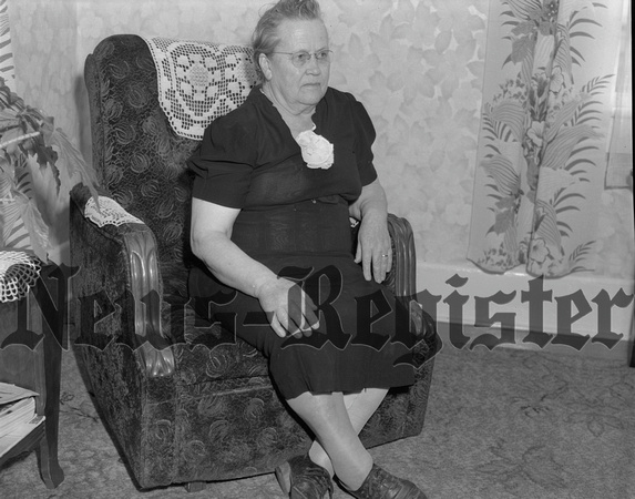1949-5-19 Pekkola, Mary--Yamhill Finish Women 1.jpeg