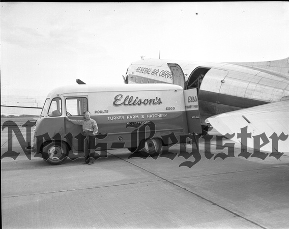 1948 Turkey Poults shipped via airplane 8.jpeg
