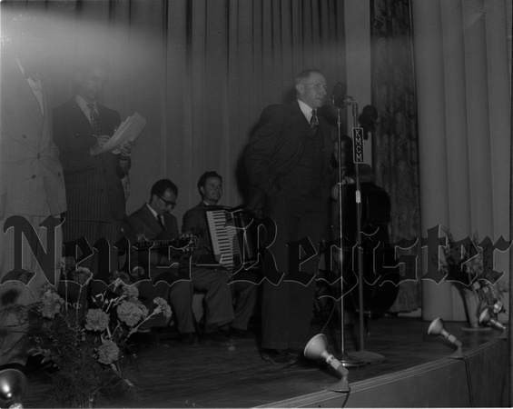 1949-6-18 KMCM Opening at Mack Theatre 5.jpeg