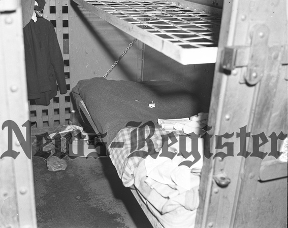 1940-2-29 Yamhill County jail interiors-3