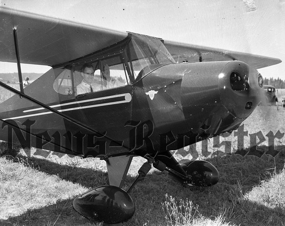1941-7-24  Porterfield Plane at Mac AirportVictor Lebold-1